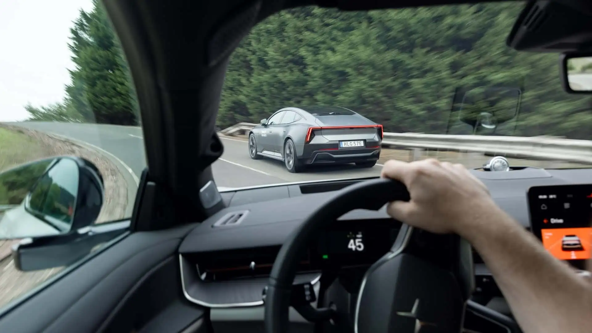 https://cdn.motor1.com/images/mgl/mMgAvv/s1/2026-polestar-5.webp