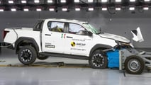 Nova Toyota Hilux é aprovada com nota máxima em teste de segurança