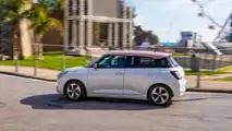 Suzuki Swift Hybrid 2025 Sakura - Foto dinamiche