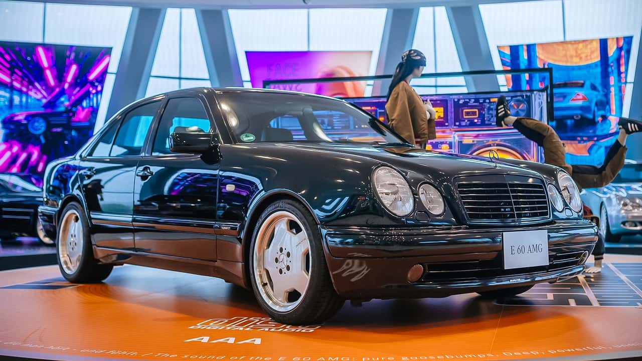 Mercedes-Benz E 60 AMG
