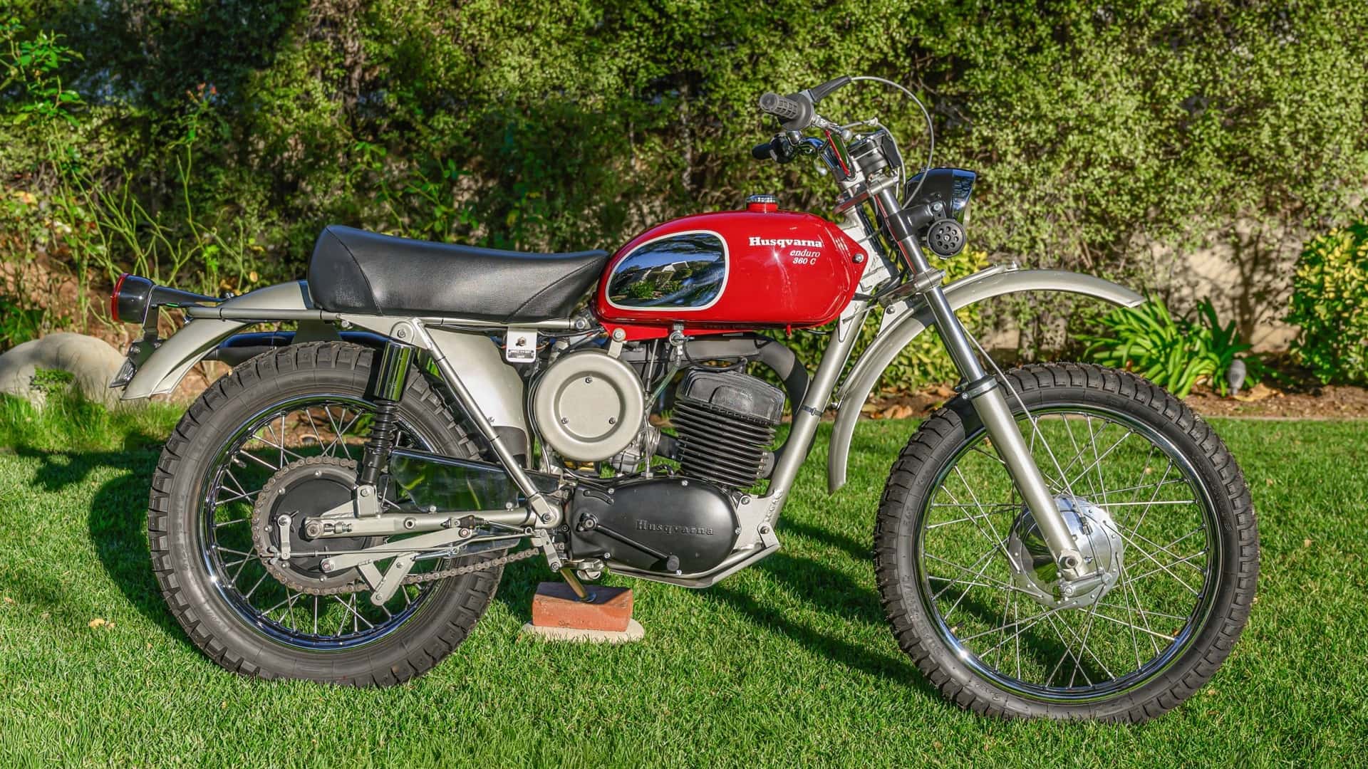 Someone Just Bought Hunter Thompson's Old Dirt Bike, Peyote Wasn't Included