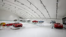 La mostra “The greatest hits –Music legends and thei Ferraris