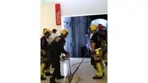 Une Ferrari Roma tombe d'un ascenseur chez un concessionnaire