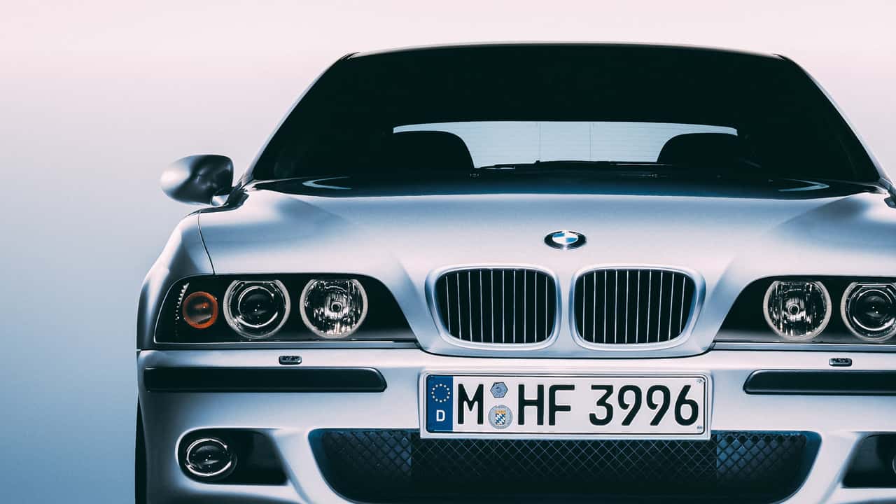 BMW m5 e39 front exterior close up