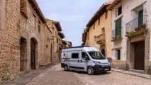 Benimar Banivan 