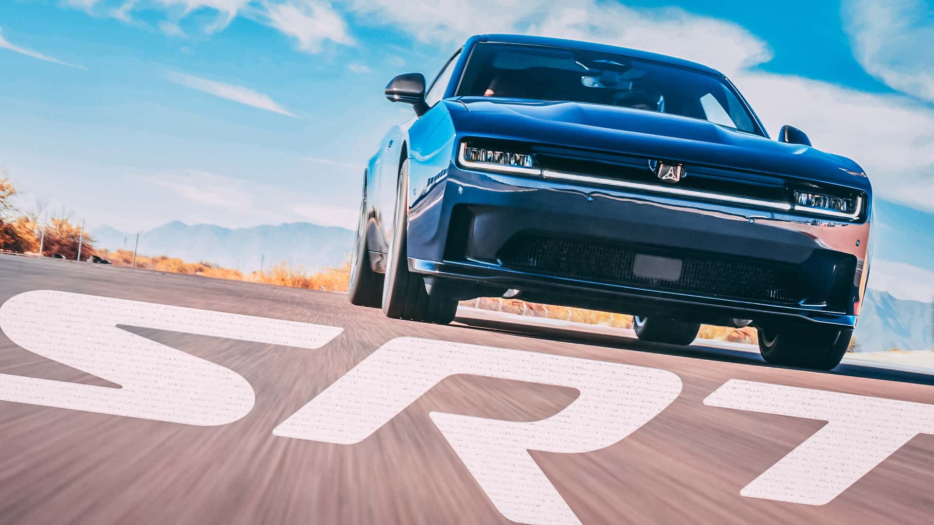 SRT برگشته است. این برای Dodge چیست؟