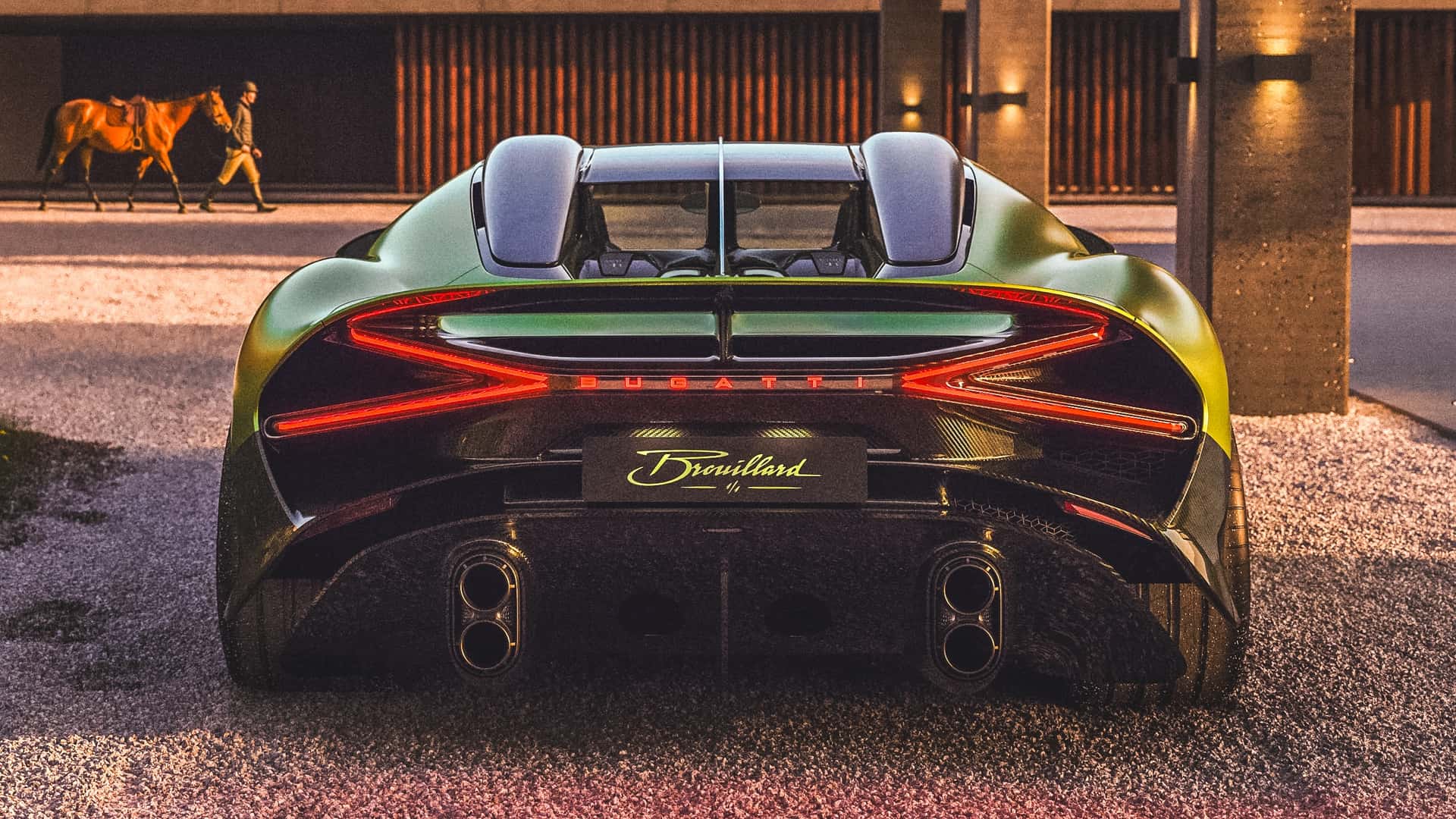 https://cdn.motor1.com/images/mgl/mMqpOR/s1/bugatti-brouillard.jpg