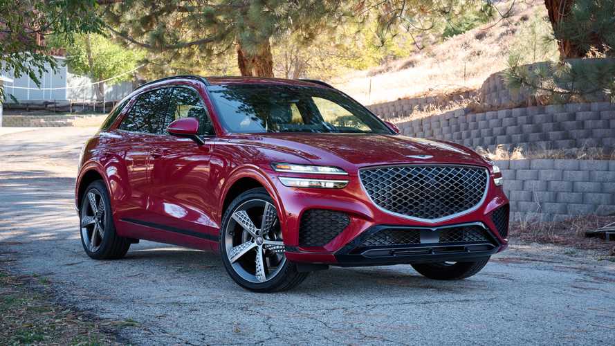 2022 Genesis GV70 3.5T: 2022 Motor1.com Star Awards