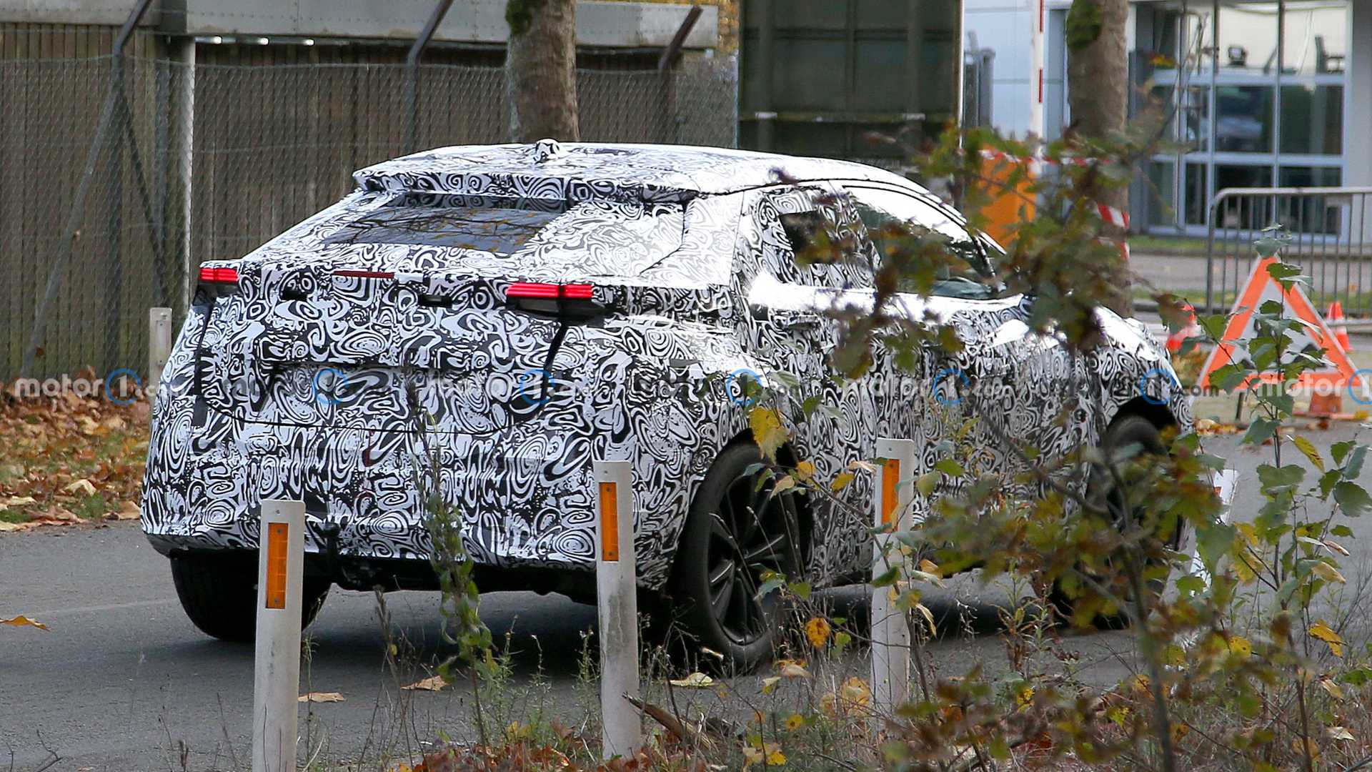 toyota-small-su-ev-rear-view-spy-photo.jpg
