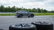BMW X5 2026: le foto dei test