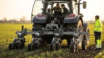 Analisi tecnica sull integrazione delle tecnologie digitali e meccatroniche nelle macchine agricole professionali e sulle ricadute operative e gestionali per l azienda agricola

