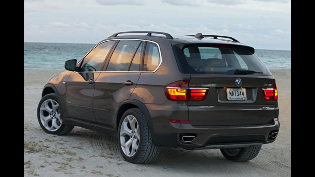 Novo BMW X5 2011 - Utilitário recebe pequenas mudanças visuais e novos motores