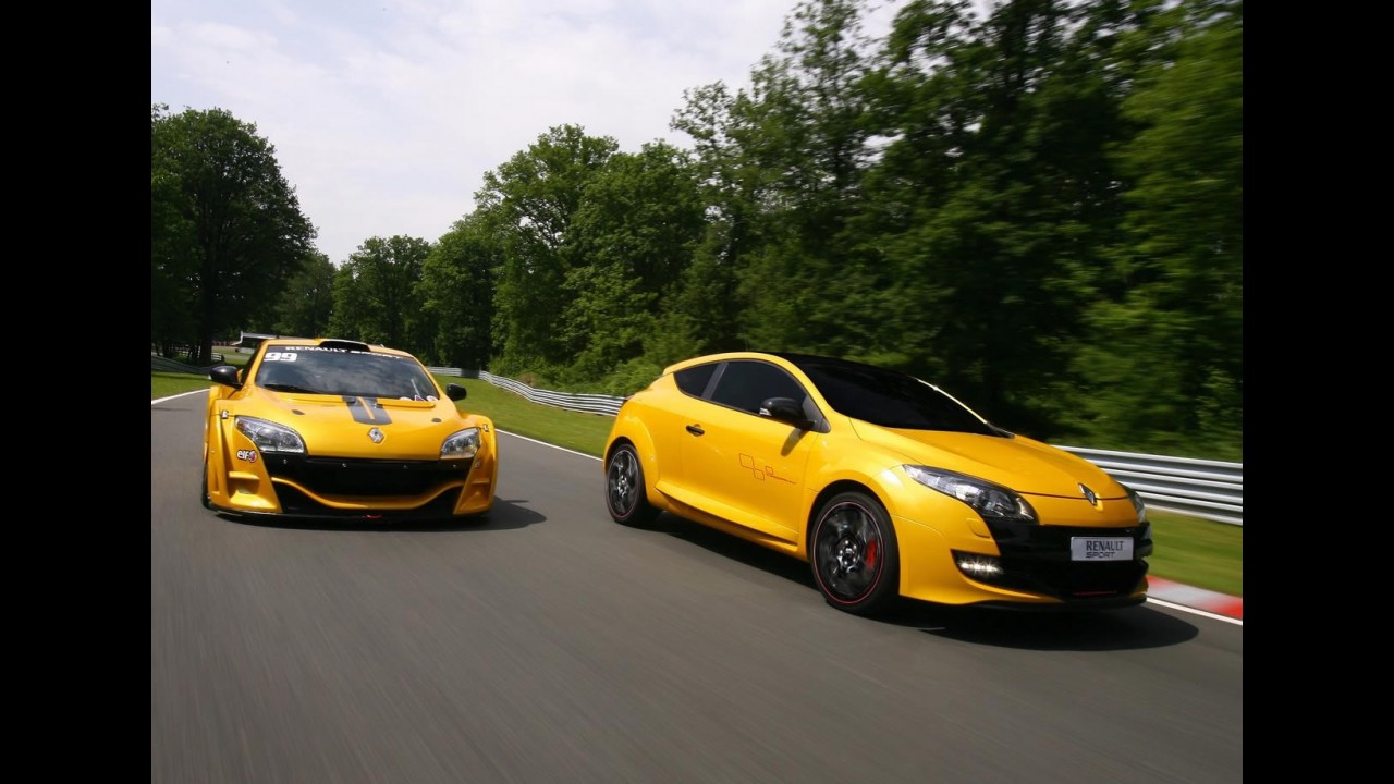 Renault Mégane RS Trophy 2012: série limitada em 500 unidades tem 265 cavalos