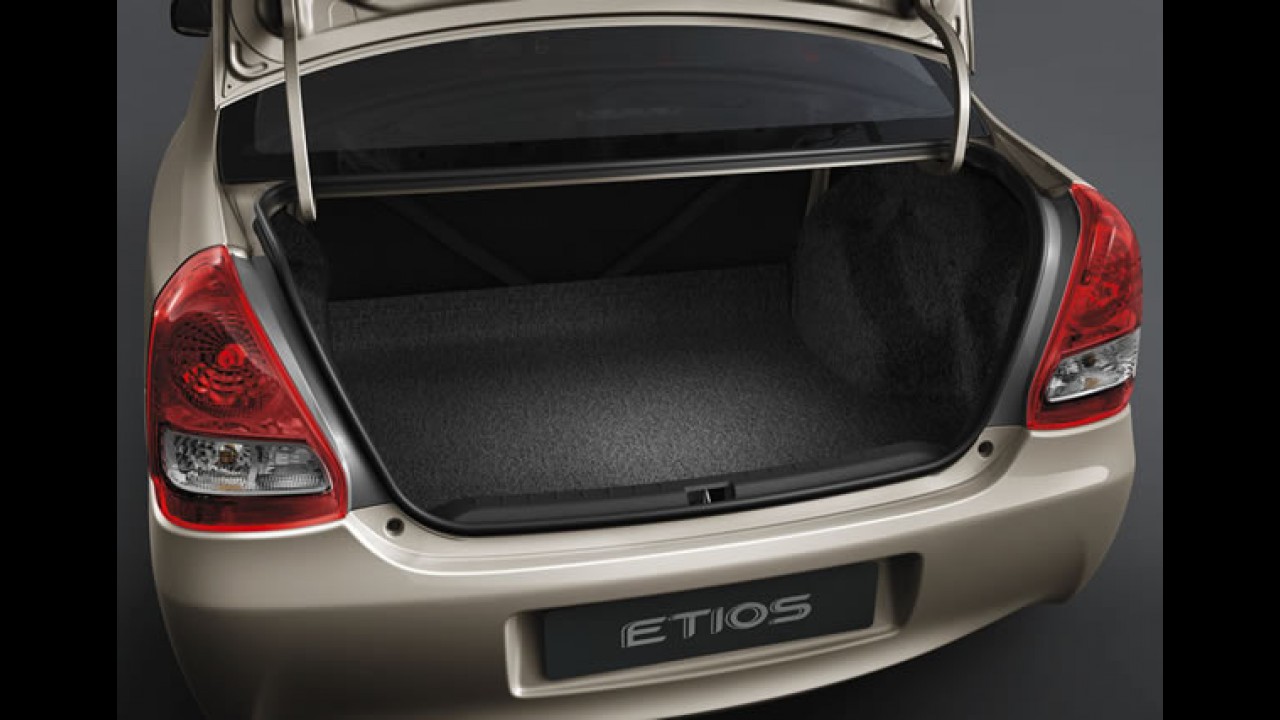 Toyota lança o Novo Etios Sedan com preço equivalente a R$ R$ 18.500 na Índia
