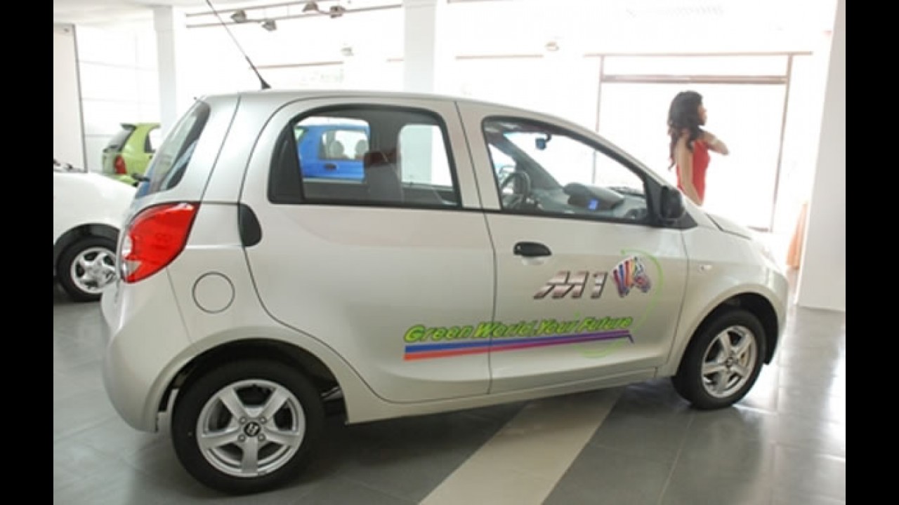Segredo! Leitor flagra o compacto Riich M1 da Chery no Brasil