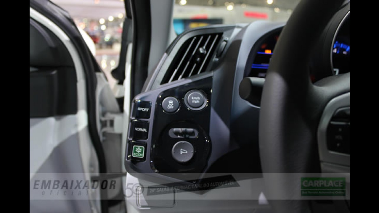 Salão do Automóvel: Honda CR-Z híbrido esbanja tecnologia e modernidade