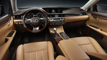 Makyajlı Lexus ES