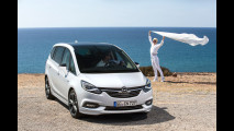 Opel Zafira restyling