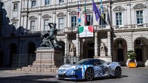La Pininfarina Battista sulle strade di Torino