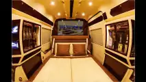Luxustransporter von Lexani Motorcars