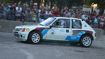 5-Peugeot205_2