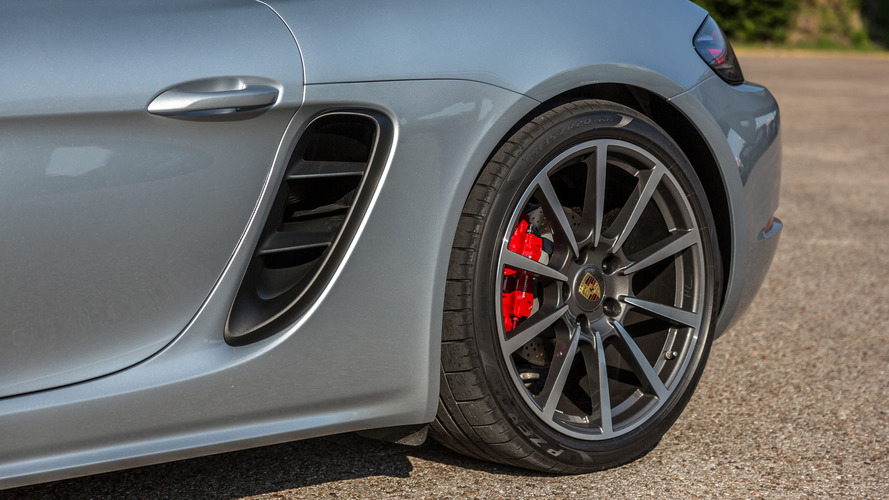 2017 Porsche 718 Cayman: First Drive