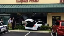 Tesla Model S kazası - Lighthouse Point, Florida