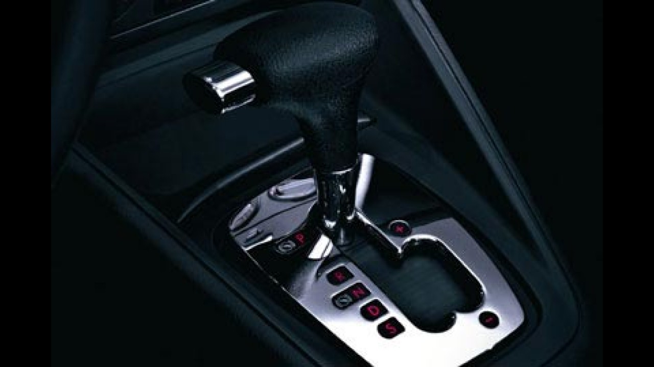 VW Bora 2008 chega com câmbio Tiptronic e mudanças no visual