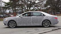 2017 Lincoln Continental spy photo