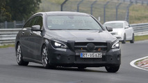 Mercedes-Benz CLA Shooting Brake facelift spy photo