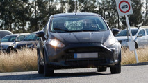 Ford Fiesta test mule spy photo