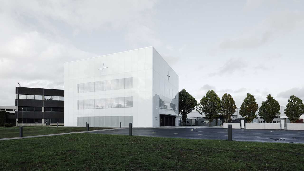Polestar Cube