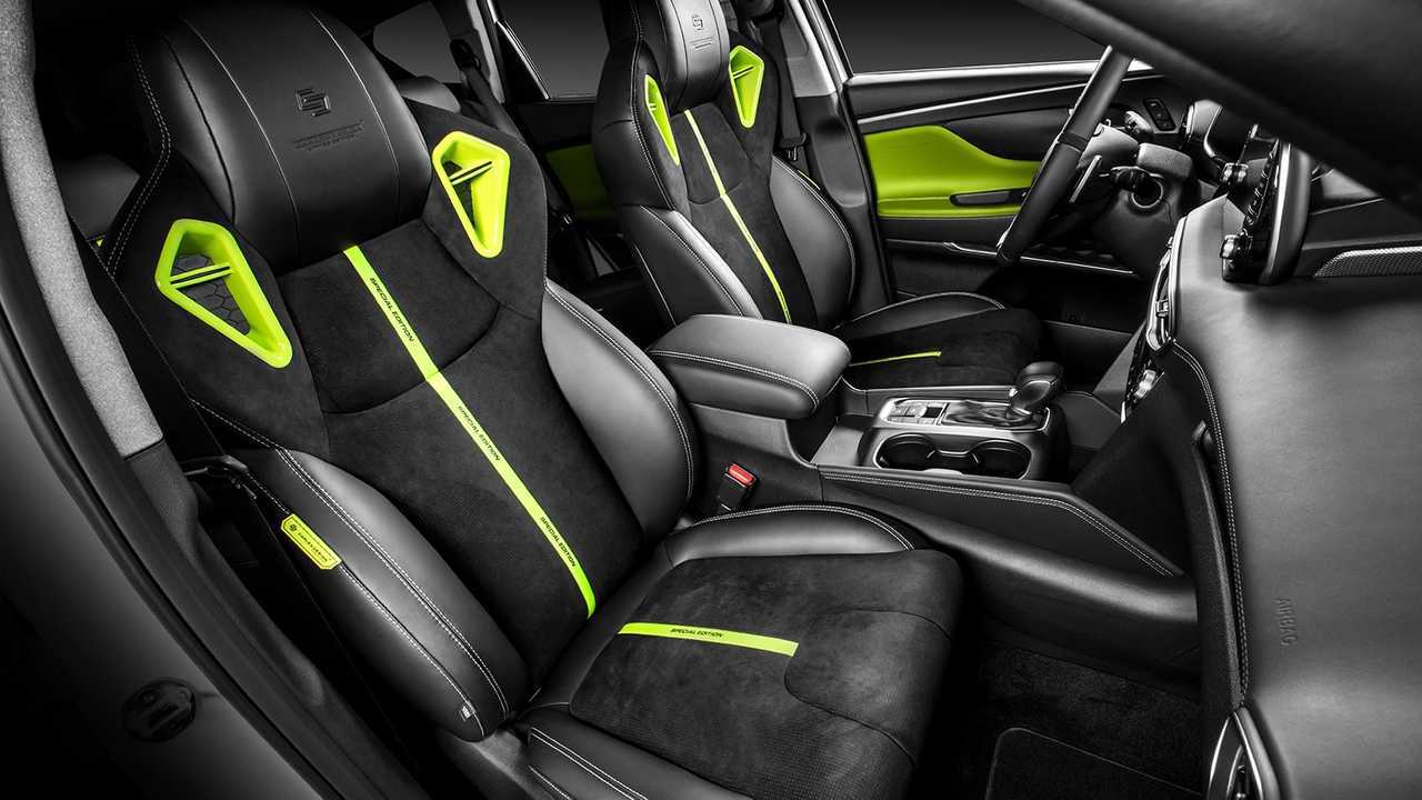 Carlex Design Modifiyeli Hyundai Santa Fe