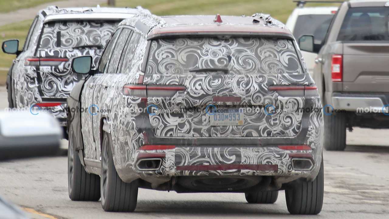Nuova Jeep Grand Cherokee, le foto spia della versione a 7 posti