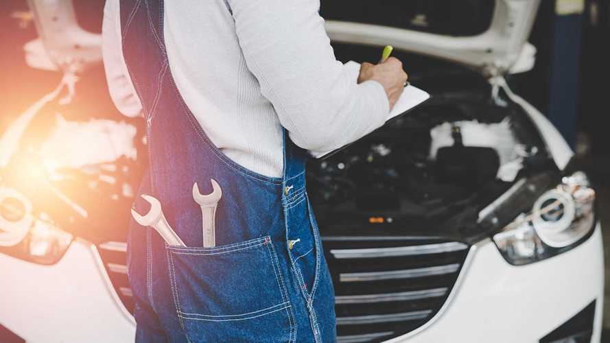 Firestone Direct Offers Basic Auto Maintenance From Your Driveway