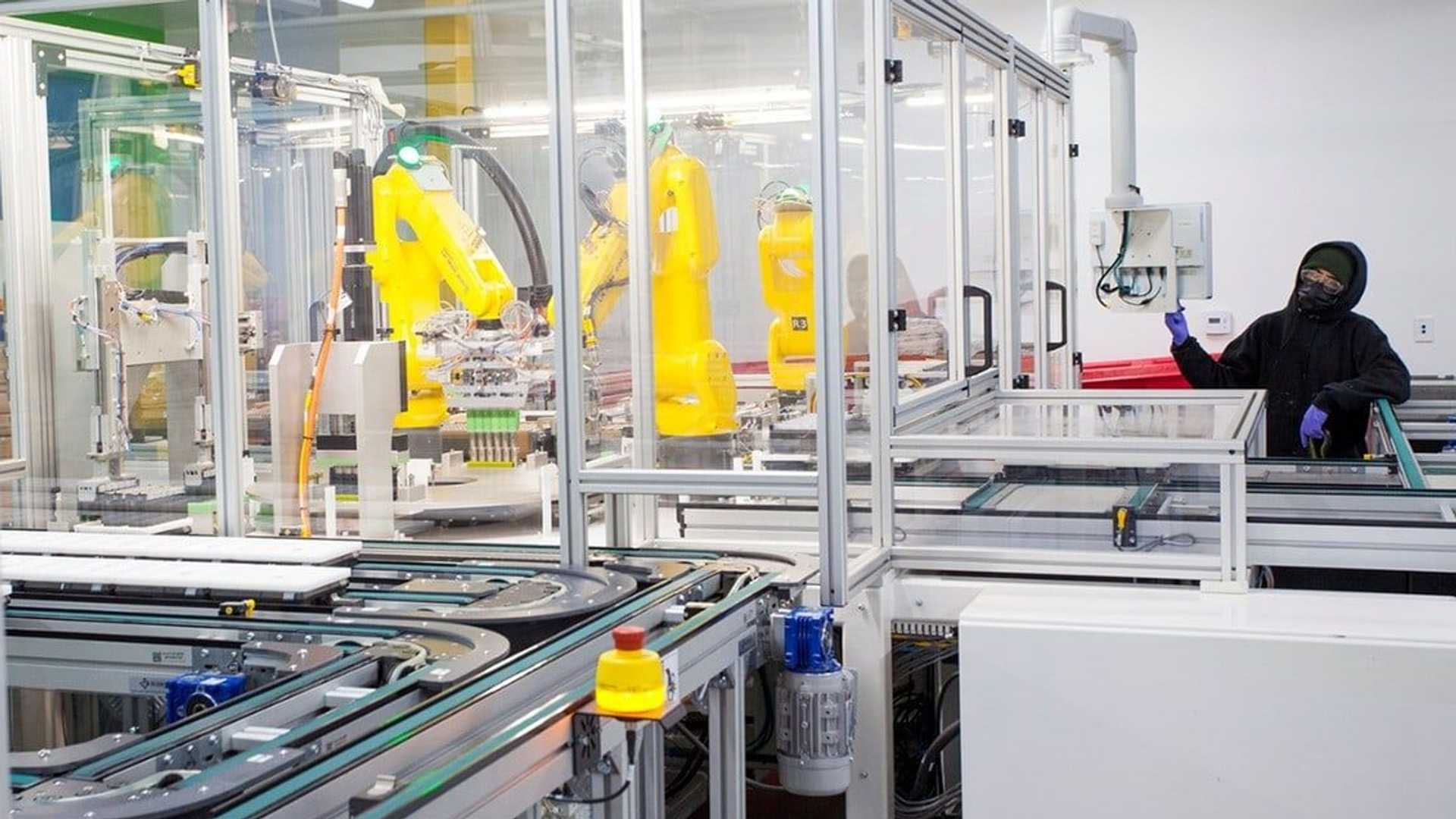 Proterra Opens EV Battery Manufacturing Facility In California