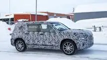 2020 Mercedes GLB spy photo