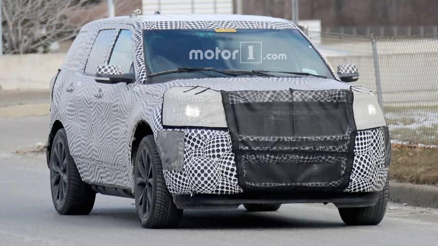Ford Explorer ST Spy Photos