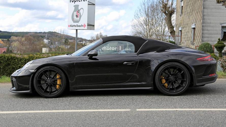 Porsche 911 Speedster Spy Photos