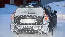 Volvo V60 für 2018 erstmals erwischt