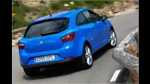 Kleiner mit kleinem Motor