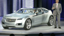 Bob Lutz Introduces The Chevrolet Volt Electric Concept At NAIAS