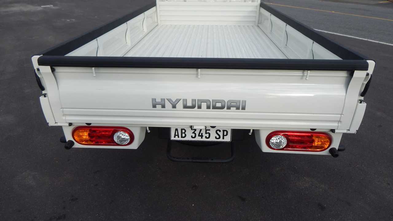 Frente a frente: Hyundai H100 y Kia K2500