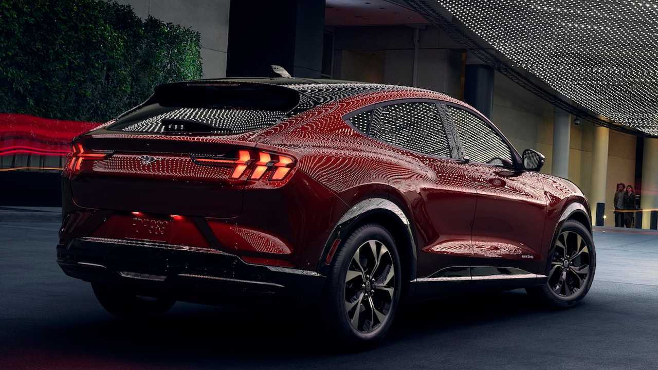 Electric Pony: Ford presentó el Mustang Mach-E y ya trabaja para traerlo a la Argentina
