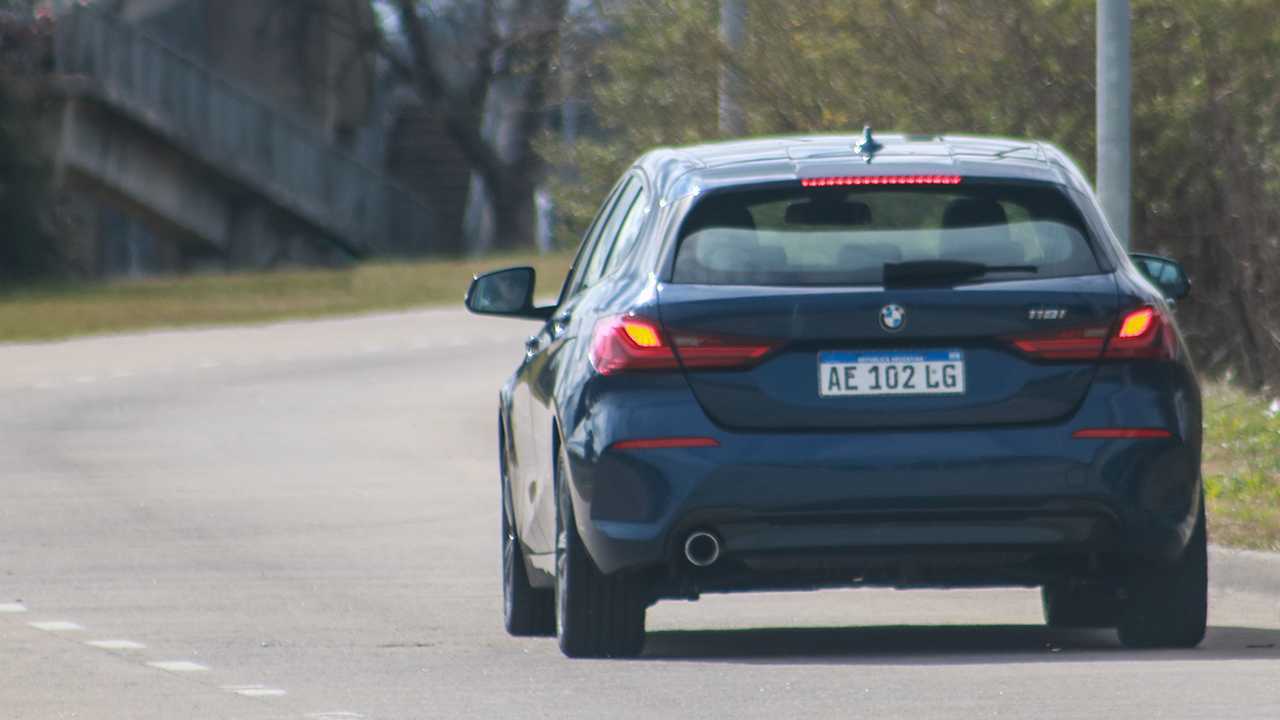 Crítica: BMW 118i Sport (F40)