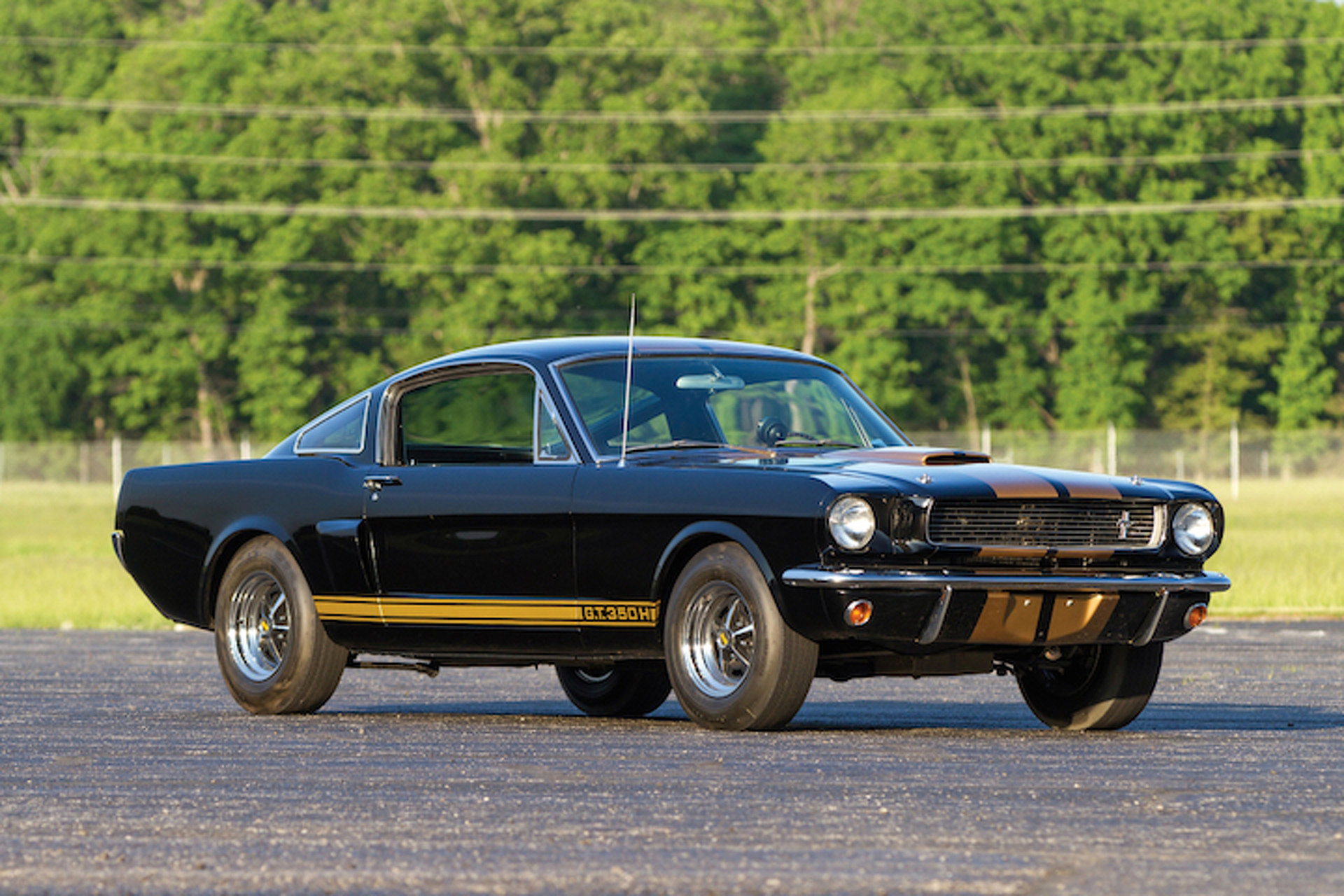 Shelby GT350H 'Rent-a-Racer' Brought Muscle to Masses
