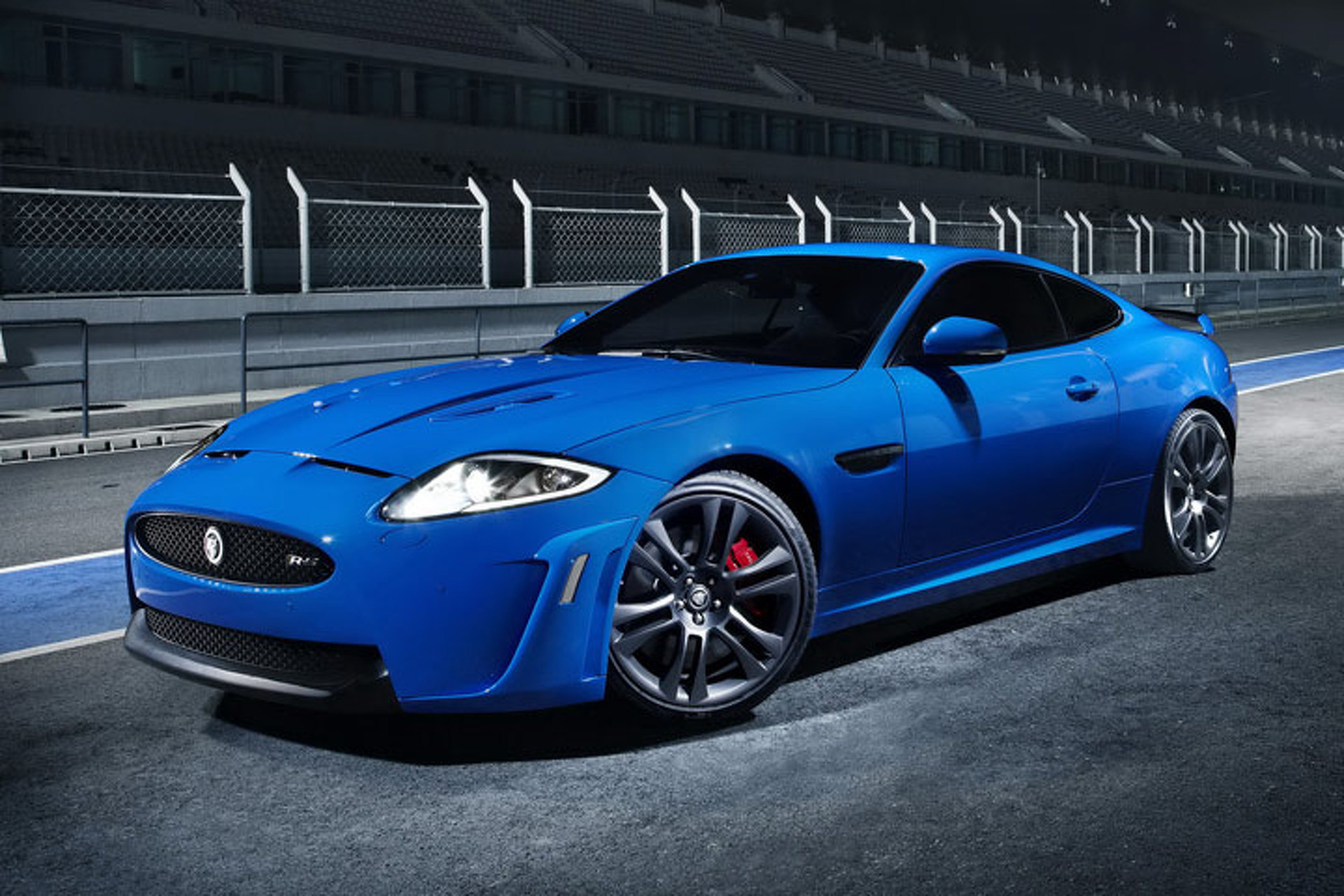 19 Years Of The Jaguar Xk A History In Horse