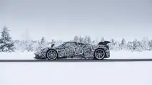 Pagani Huayra BC donmuş gölde