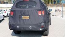 Kia Mohave spy shots