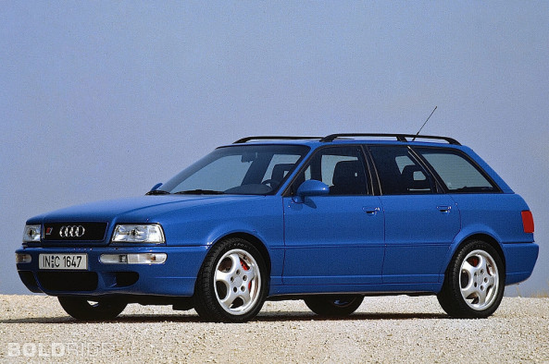 Audi RS4 Avant Nogaro is a High-Powered Homage